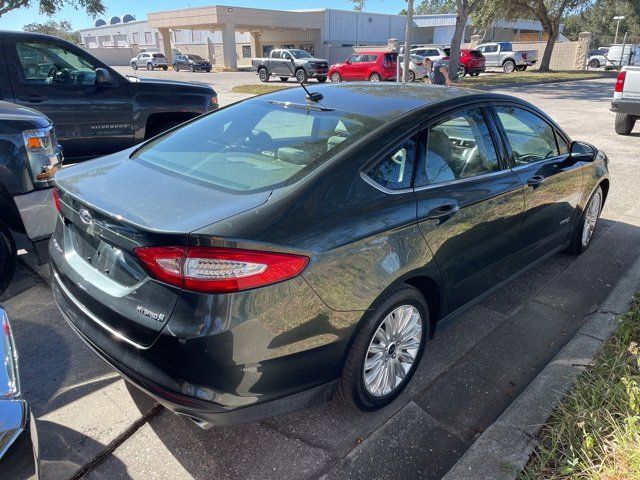 2015 Ford Fusion Hybrid S