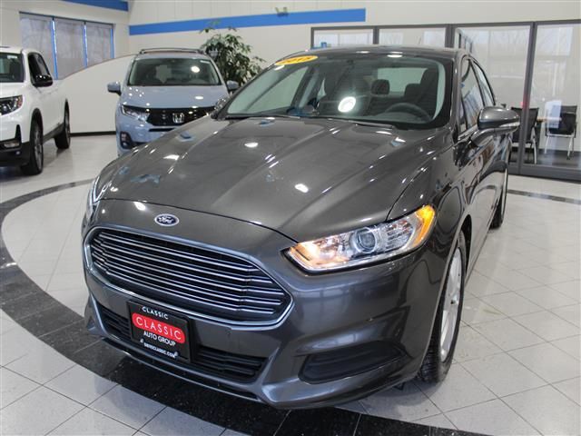 2015 Ford Fusion SE