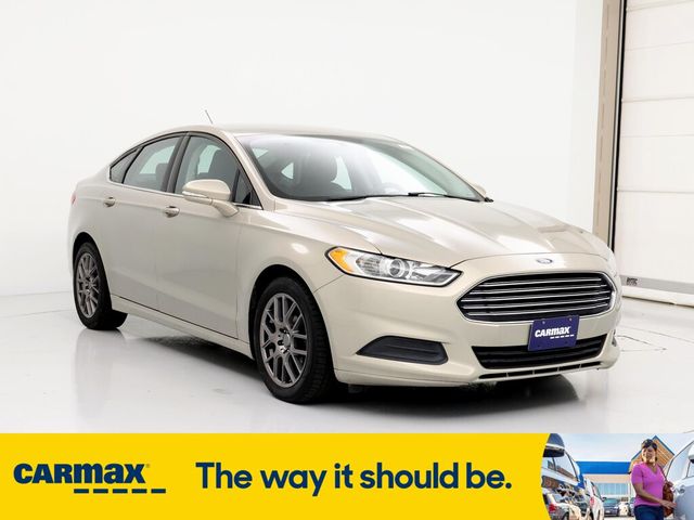 2015 Ford Fusion SE