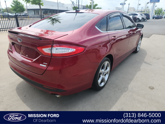 2015 Ford Fusion SE