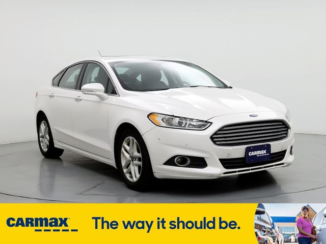 2015 Ford Fusion SE