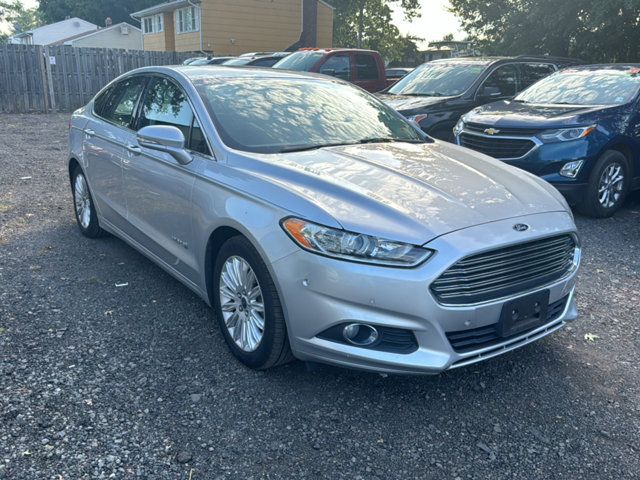 2015 Ford Fusion Hybrid SE