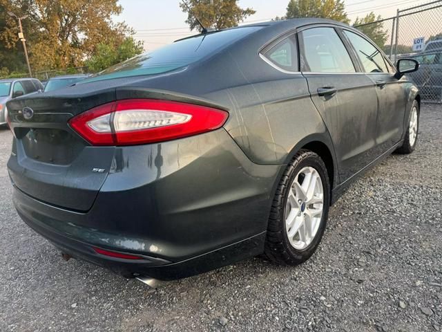 2015 Ford Fusion SE