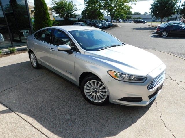 2015 Ford Fusion Hybrid S