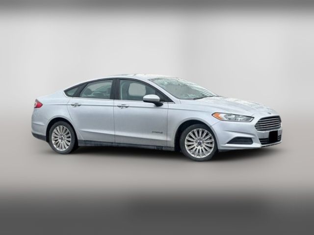 2015 Ford Fusion Hybrid S