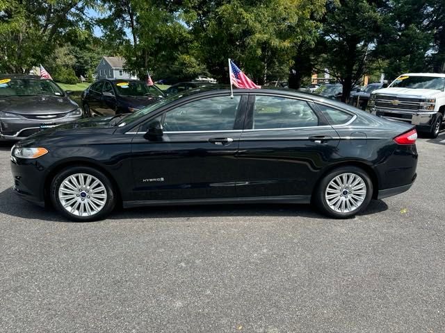 2015 Ford Fusion Hybrid S