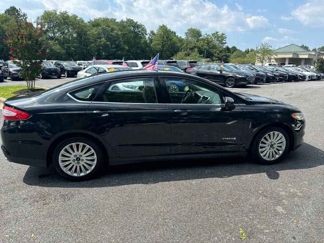 2015 Ford Fusion Hybrid S