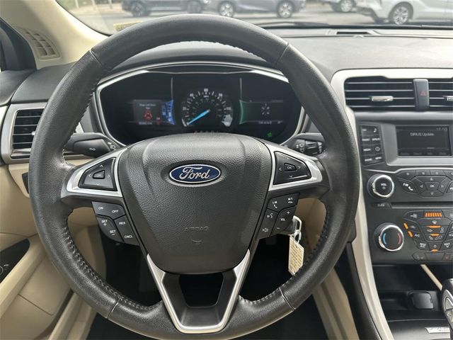 2015 Ford Fusion Hybrid SE