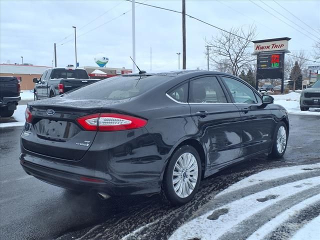 2015 Ford Fusion Hybrid SE