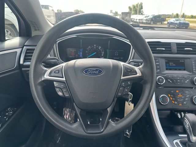 2015 Ford Fusion Hybrid SE