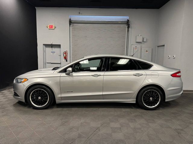 2015 Ford Fusion Hybrid SE