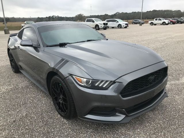 2015 Ford Mustang V6