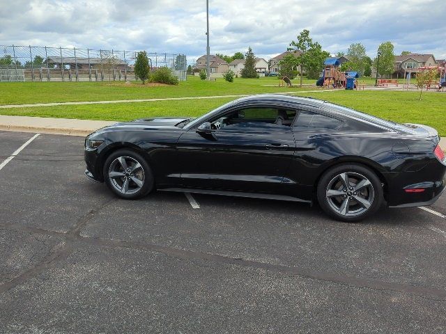 2015 Ford Mustang EcoBoost Premium