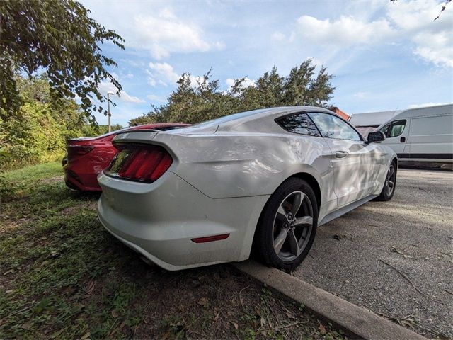 2015 Ford Mustang V6