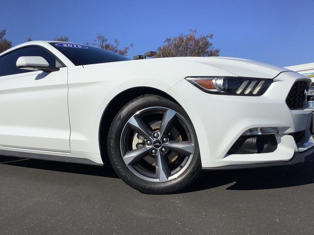 2015 Ford Mustang V6