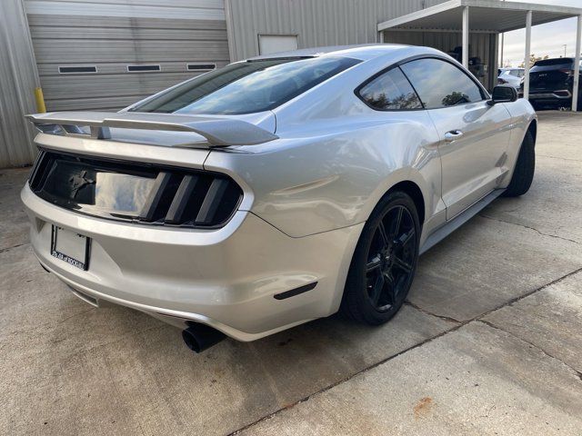 2015 Ford Mustang V6