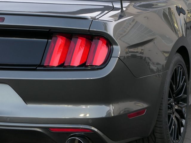 2015 Ford Mustang V6