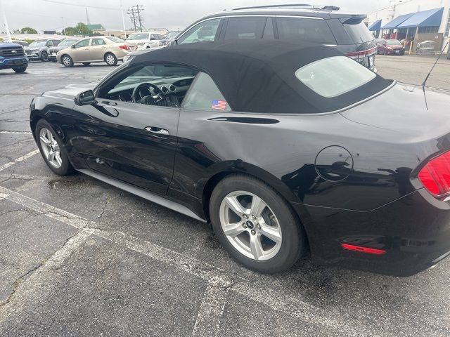 2015 Ford Mustang V6