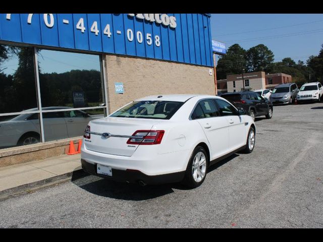 2015 Ford Taurus SE