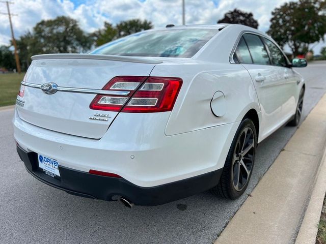 2015 Ford Taurus SEL