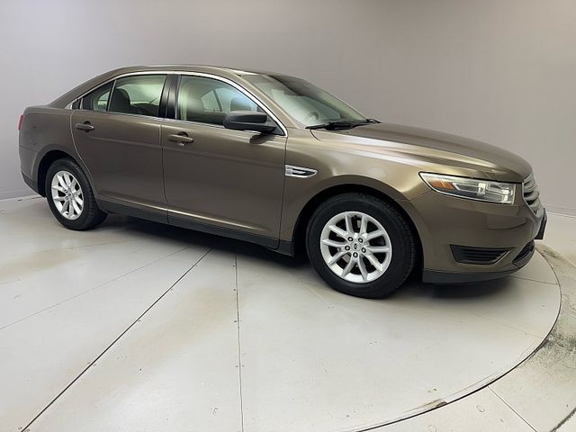 2015 Ford Taurus SE