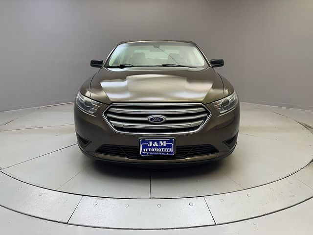 2015 Ford Taurus SE