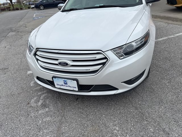 2015 Ford Taurus Limited