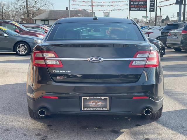 2015 Ford Taurus Limited