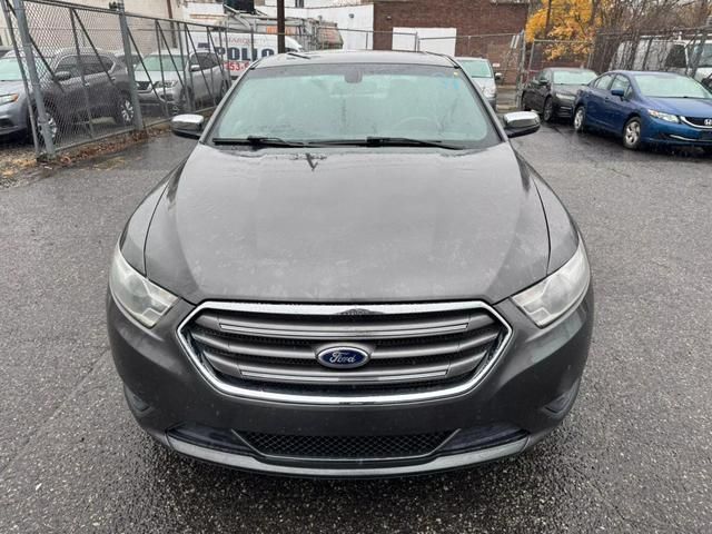 2015 Ford Taurus Limited