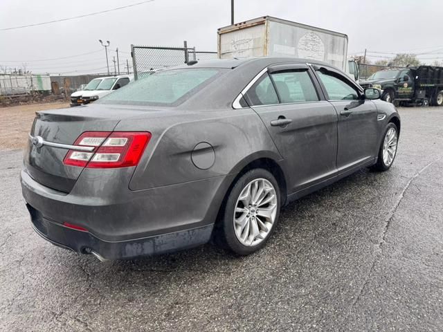 2015 Ford Taurus Limited