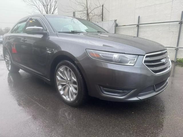 2015 Ford Taurus Limited