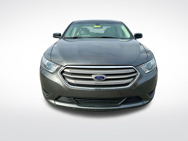 2015 Ford Taurus SE