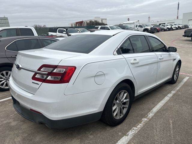 2015 Ford Taurus SE