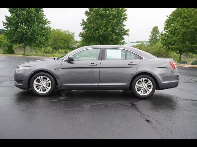 2015 Ford Taurus SE