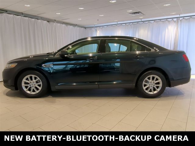 2015 Ford Taurus SE