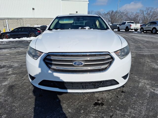 2015 Ford Taurus SE