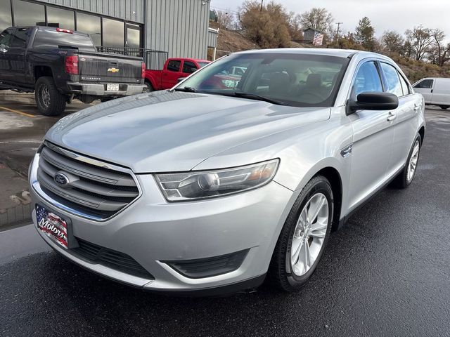 2015 Ford Taurus SE