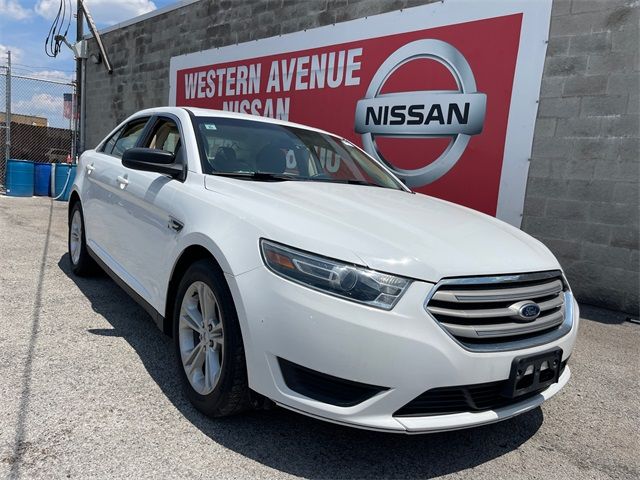 2015 Ford Taurus SE