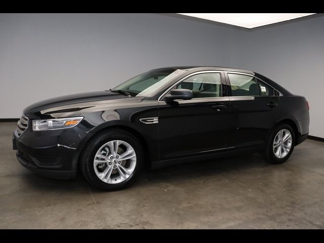 2015 Ford Taurus SE