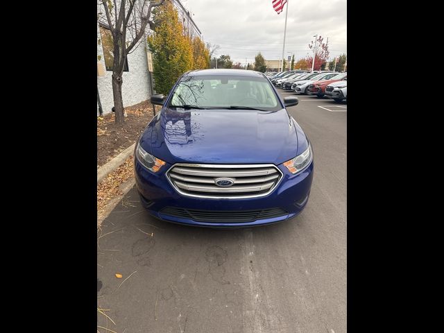 2015 Ford Taurus SE