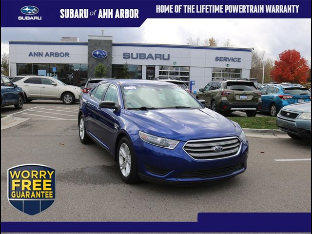 2015 Ford Taurus SE