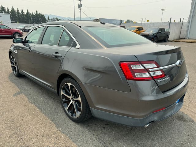 2015 Ford Taurus SEL