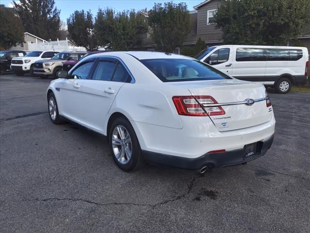 2015 Ford Taurus SEL