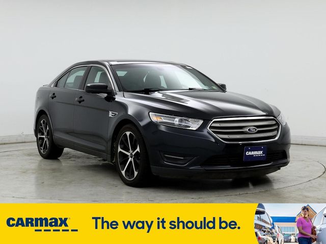 2015 Ford Taurus SEL