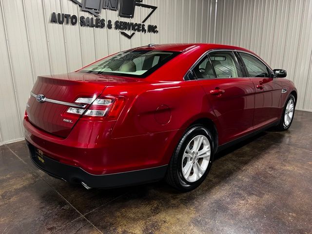 2015 Ford Taurus SEL