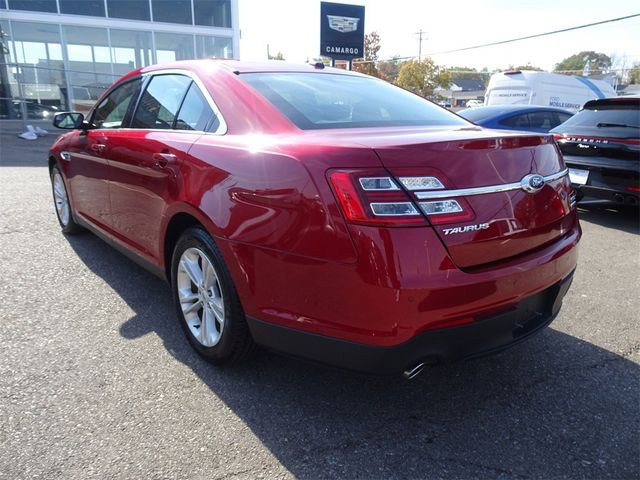 2015 Ford Taurus SEL