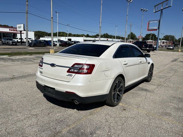 2015 Ford Taurus SEL