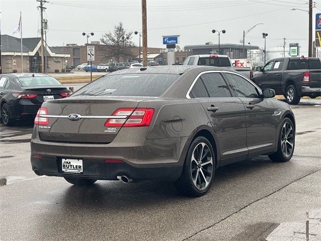 2015 Ford Taurus SEL