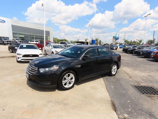 2015 Ford Taurus SEL