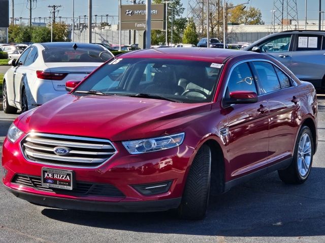 2015 Ford Taurus SEL